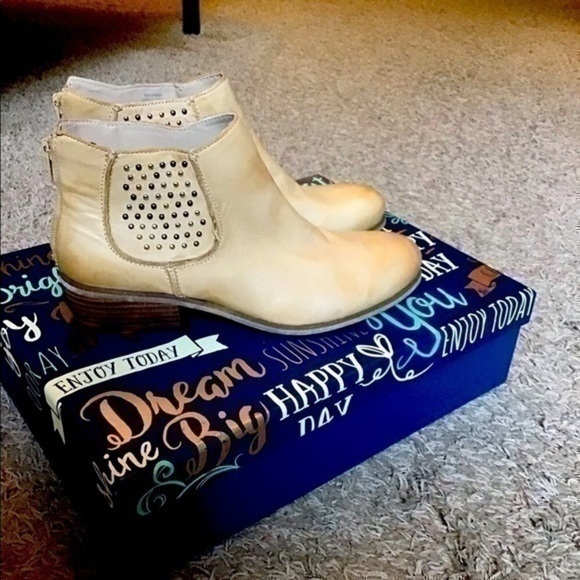 Rare Crown Vintage genuine leather boots - Picture 3 of 14